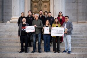Presentación PNL Discriminación Inmobiliaria | Créditos: Olmo Calvo