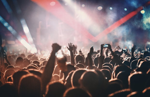 Conciertos y festivales: conoce tus derechos ante abusos y estafas