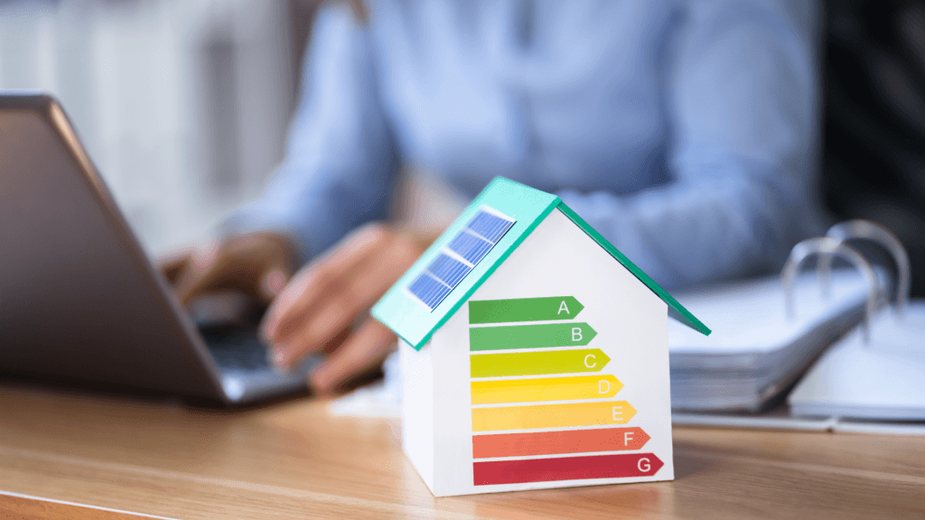 CECU celebra el expediente a un portal inmobiliario: "La obligación de informar sobre la etiqueta energética lleva vigente desde 2021"