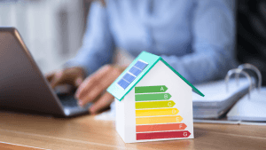 CECU celebra el expediente a un portal inmobiliario: "La obligación de informar sobre la etiqueta energética lleva vigente desde 2021"